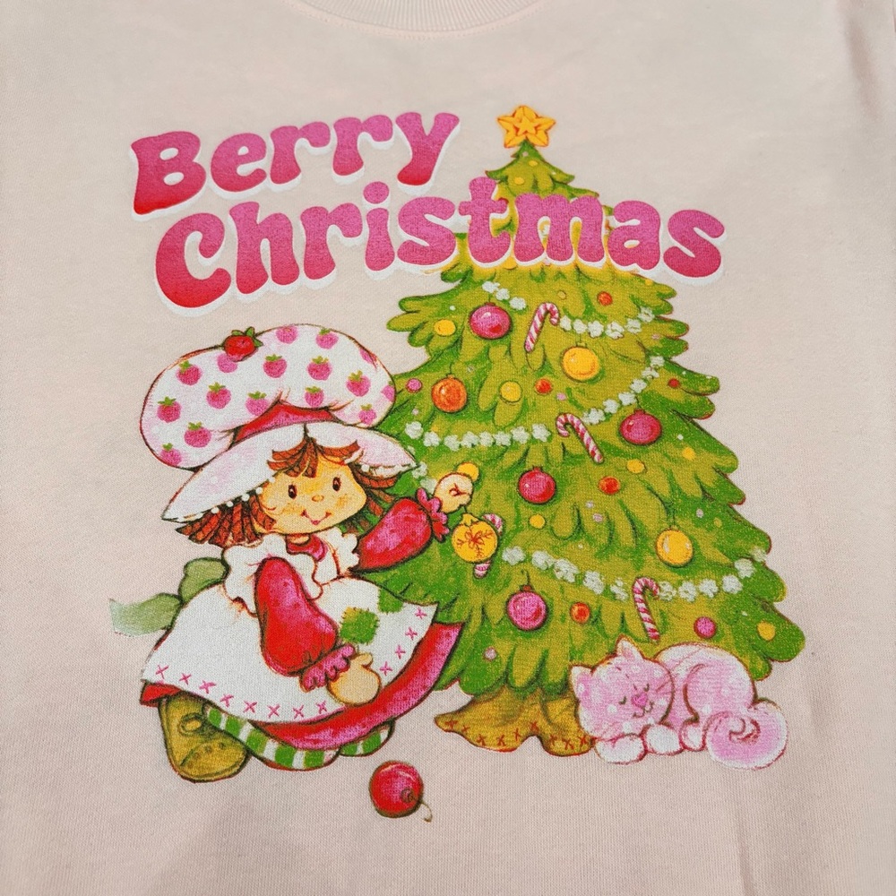 Strawberry Shortcake Berry Christmas Pink Crew Neck Soft Pastel Size M Graphic - Picture 7 of 10